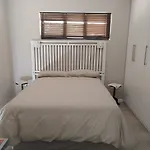 Terra Nova Accommodation - Unit Esme