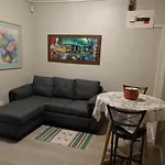 Terra Nova Accommodation - Unit Esme